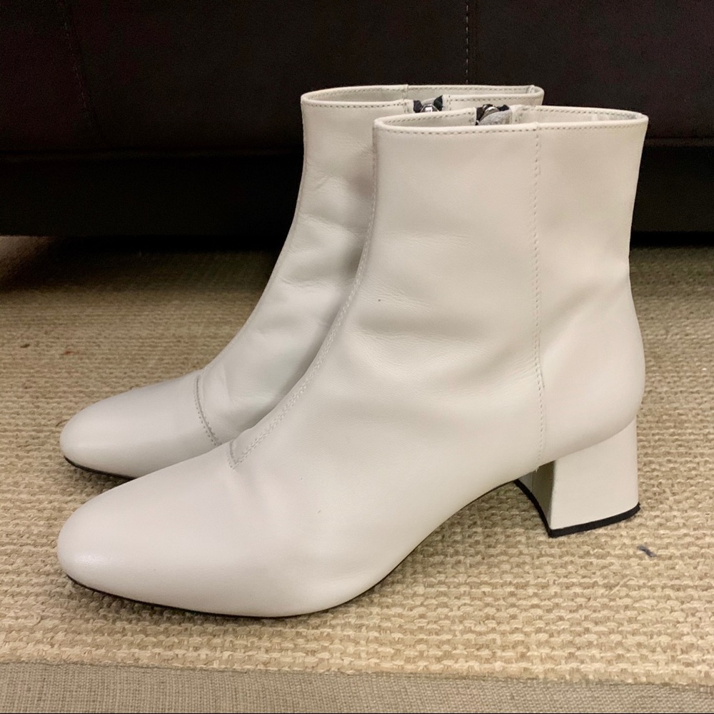 Zara off white ankle boots